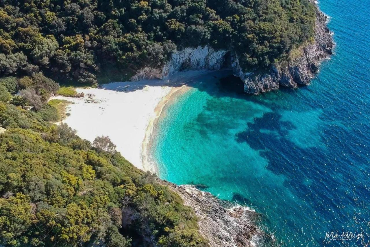 La Maisonette House In The Heart Of Liapades Close To Rovinia Beach & Paleokastritsa Kültér fotó
