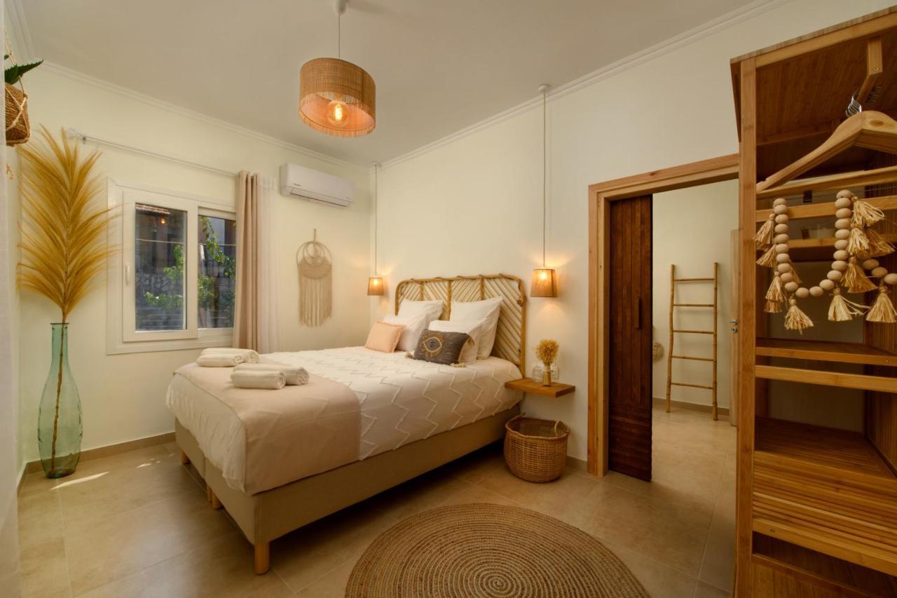 La Maisonette House In The Heart Of Liapades Close To Rovinia Beach & Paleokastritsa Kültér fotó